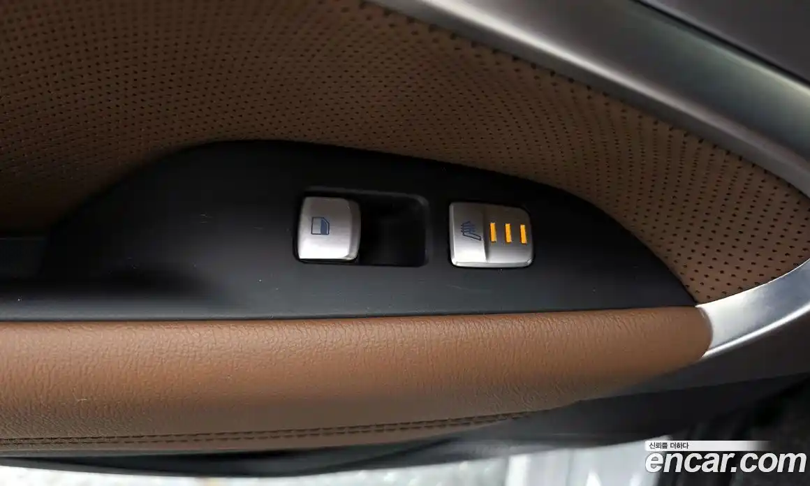 Genesis G70 2019 2.0 Автомат в Москве № 405197, фото 18