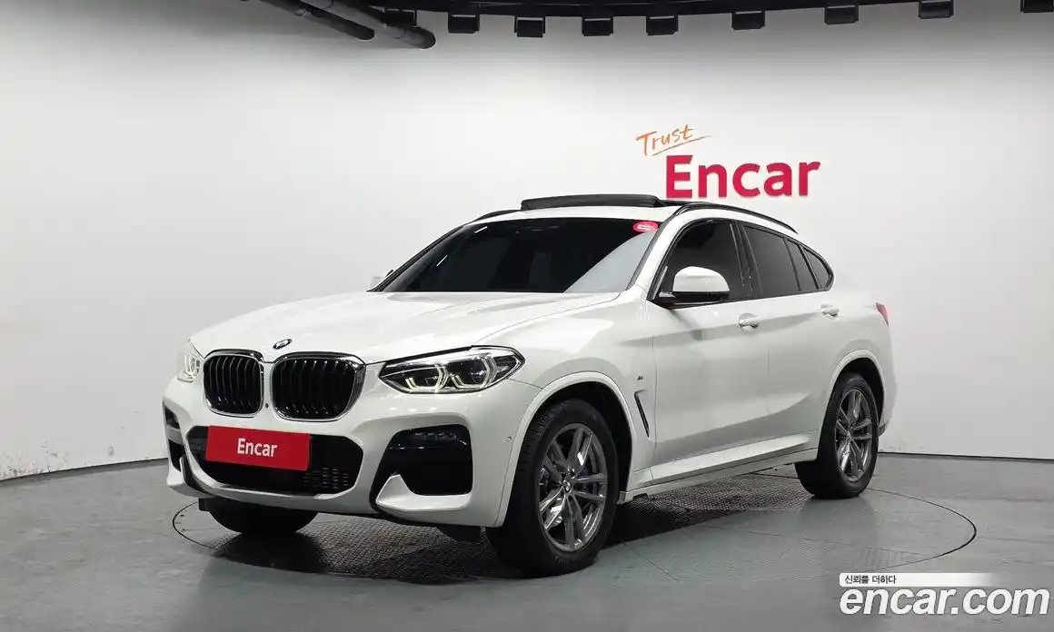 BMW X4 2021 2.0 Автомат в Москве № 408240, фото 1