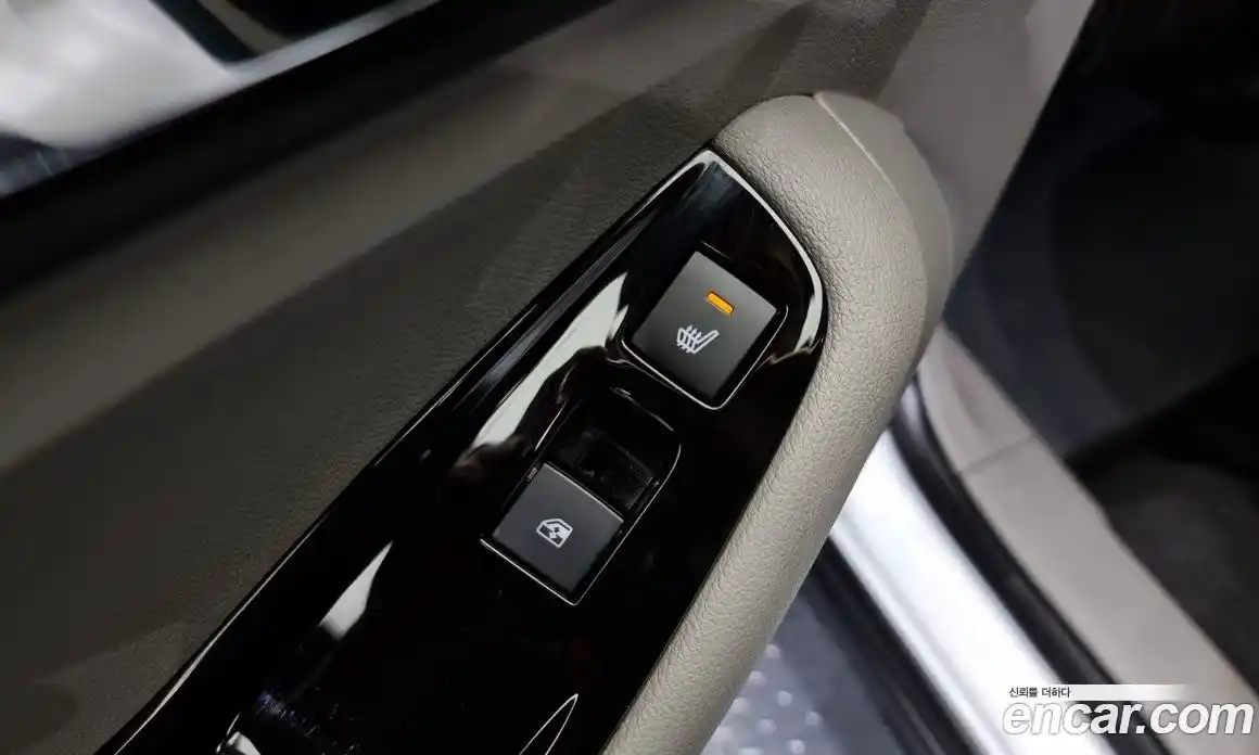 Chevrolet Orlando 2015 2.0 Автомат в Москве № 41105, фото 16