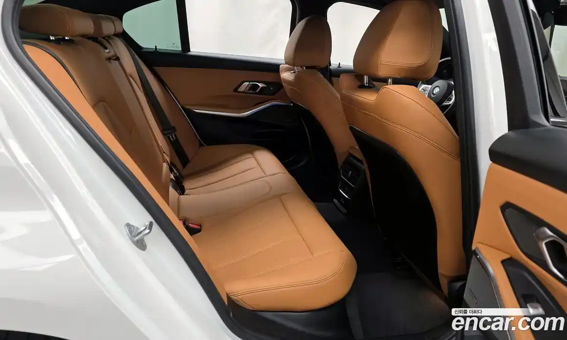 BMW 3-Series 2024 2.0 Автомат в Москве № 425096, фото 12