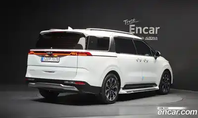 Kia Canival 2023 2.2 Автомат в Москве № 460977, миниатюра 2