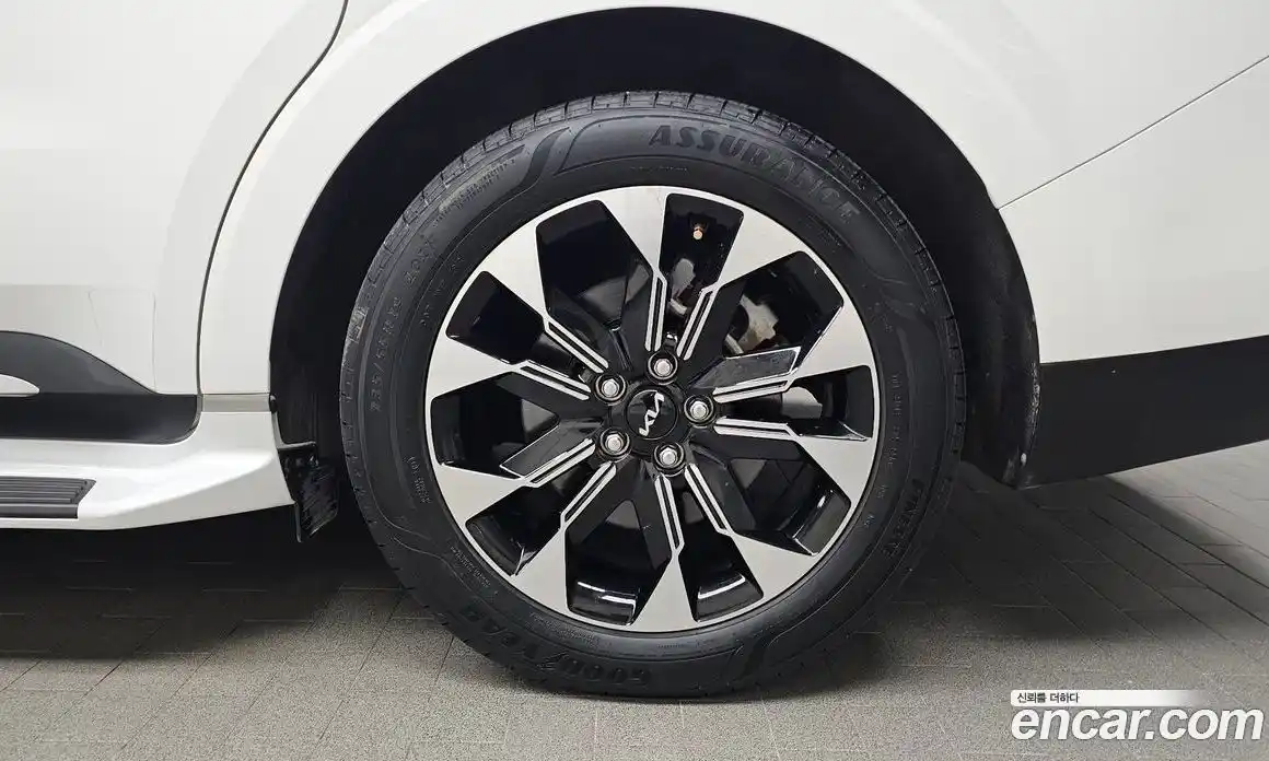 Kia Canival 2023 2.2 Автомат в Москве № 460977, фото 5