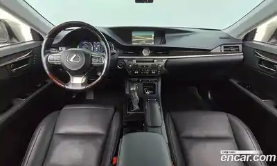 Lexus ES 2018 2.5 Автомат в Москве № 465329, миниатюра 7