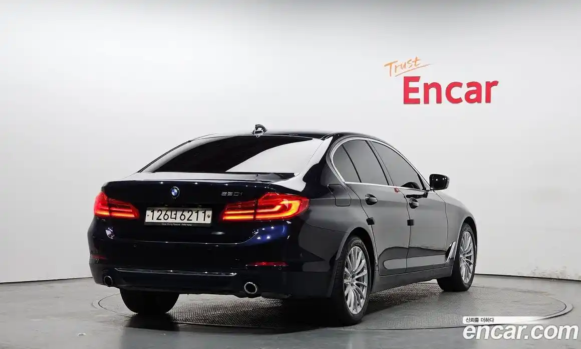 BMW 5-Series 2020 2.0 Автомат в Москве № 492263, фото 2