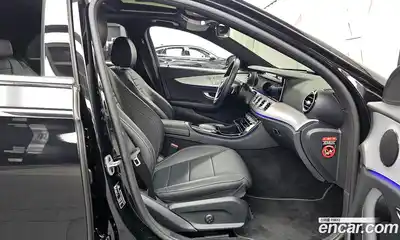 Mercedes-Benz E-Class 2021 2.0 Автомат в Москве № 495168, миниатюра 11