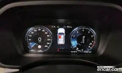 Volvo XC60 2018 2.0 Автомат в Москве № 497616, миниатюра 8