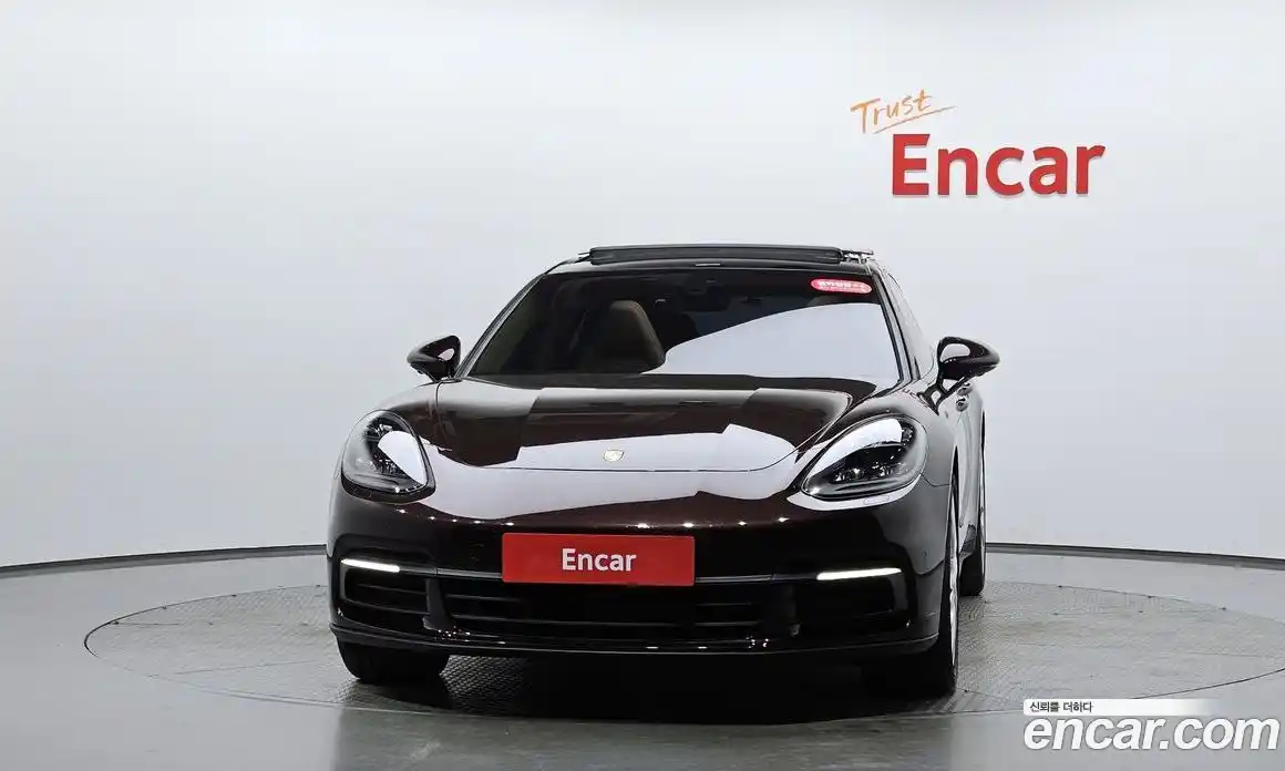 Porsche Panamera 2018 3.0 Автомат в Москве № 498258, фото 2