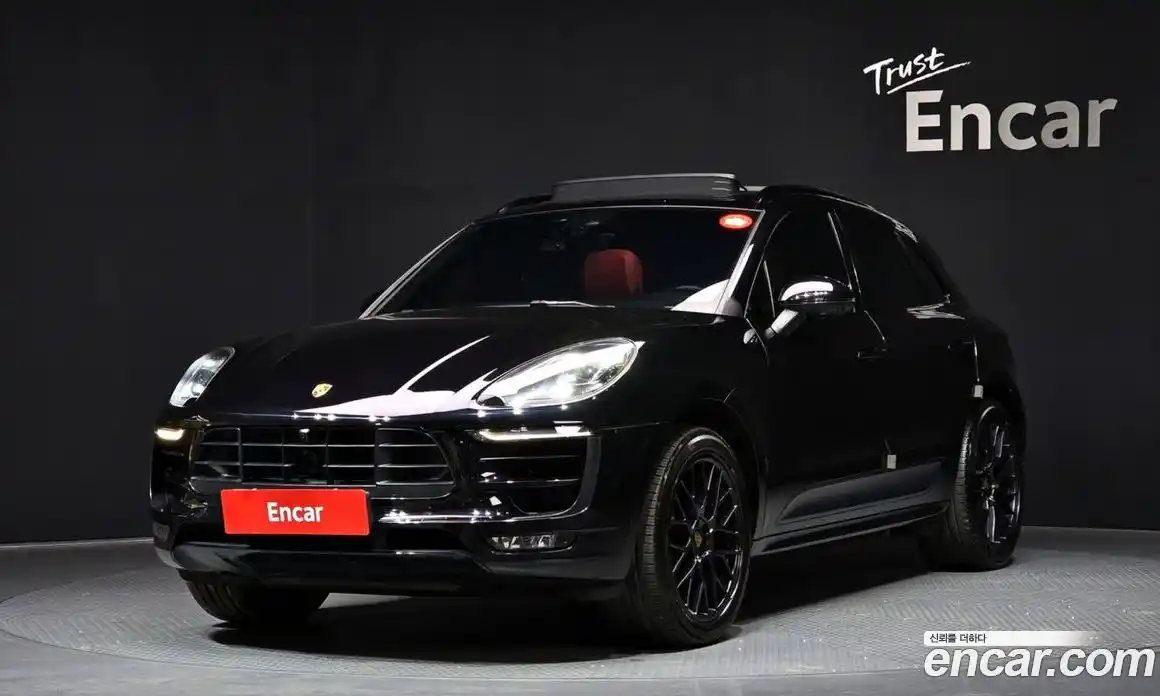 Porsche Macan 2018 3.0 Автомат в Москве № 498277, фото 1