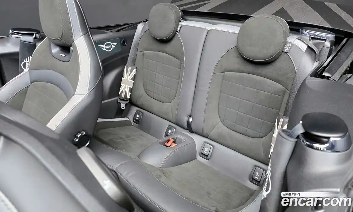 Mini Cooper Convertible 2023 2.0 Автомат в Москве № 499056, фото 12