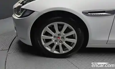 Jaguar XE 2016 2.0 Автомат в Москве № 500195, миниатюра 5