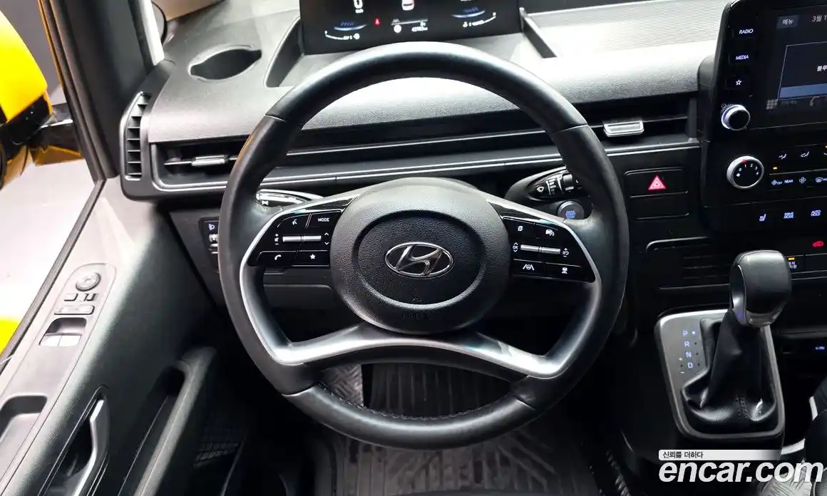 Hyundai Staria 2023 3.5 Автомат в Москве № 518943, фото 13