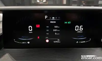 Hyundai Staria 2023 3.5 Автомат в Москве № 518943, миниатюра 8