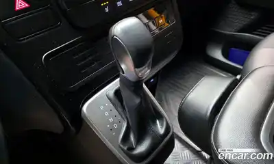 Hyundai Staria 2023 3.5 Автомат в Москве № 518943, миниатюра 9