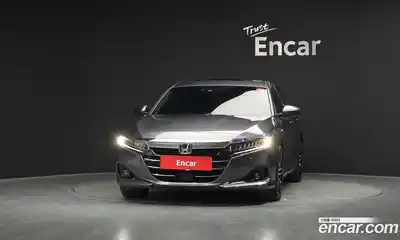 Honda Accord 2021 2.0 Автомат в Москве № 519161, миниатюра 3