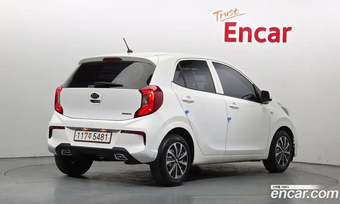 Kia Morning 2021 1.0 Автомат в Москве № 519724, фото 2