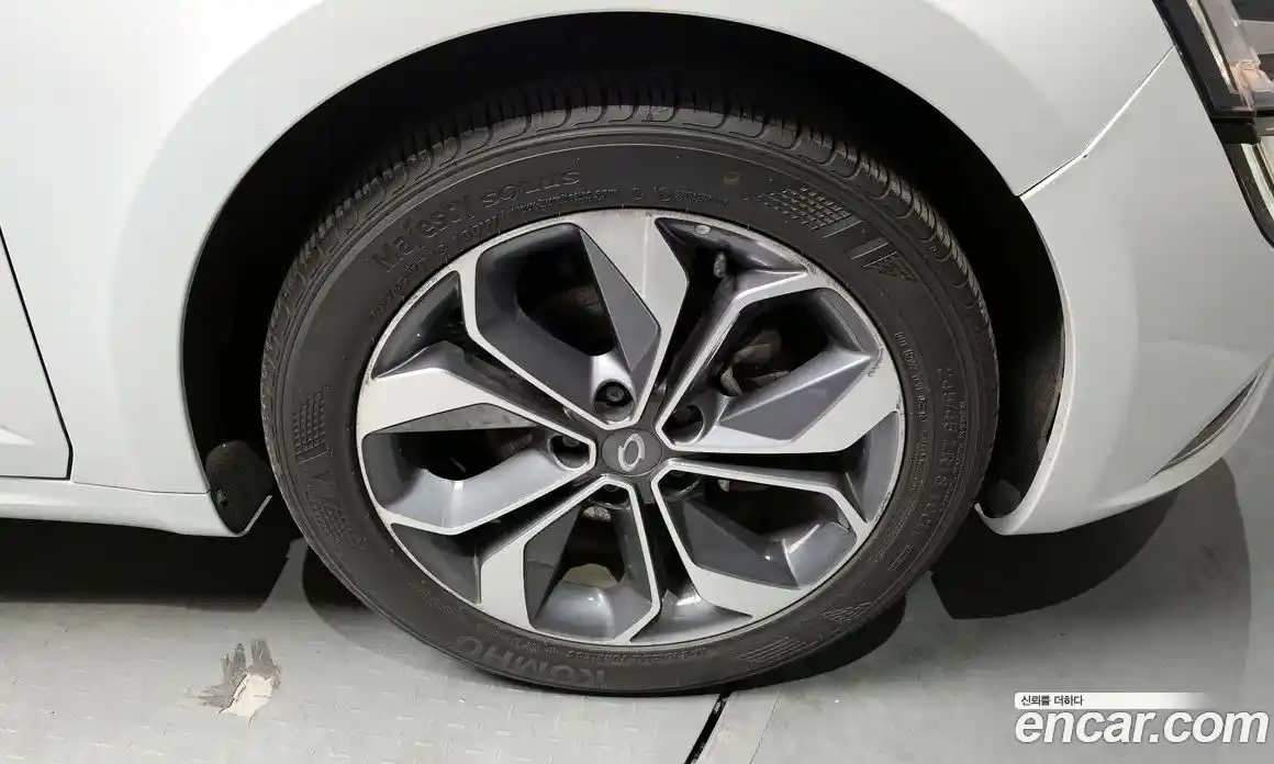 Renault SM6 2019 2.0 Автомат в Москве № 520367, фото 5