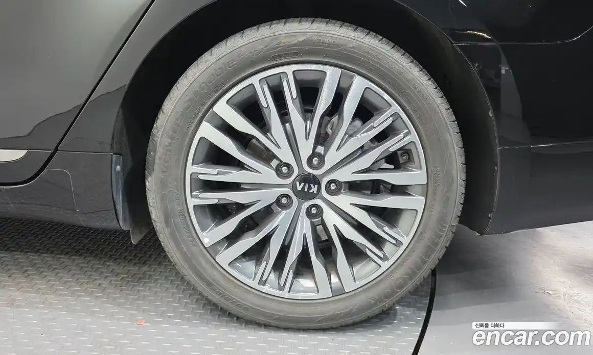 Kia K7 2020 2.5 Автомат в Москве № 522587, фото 5