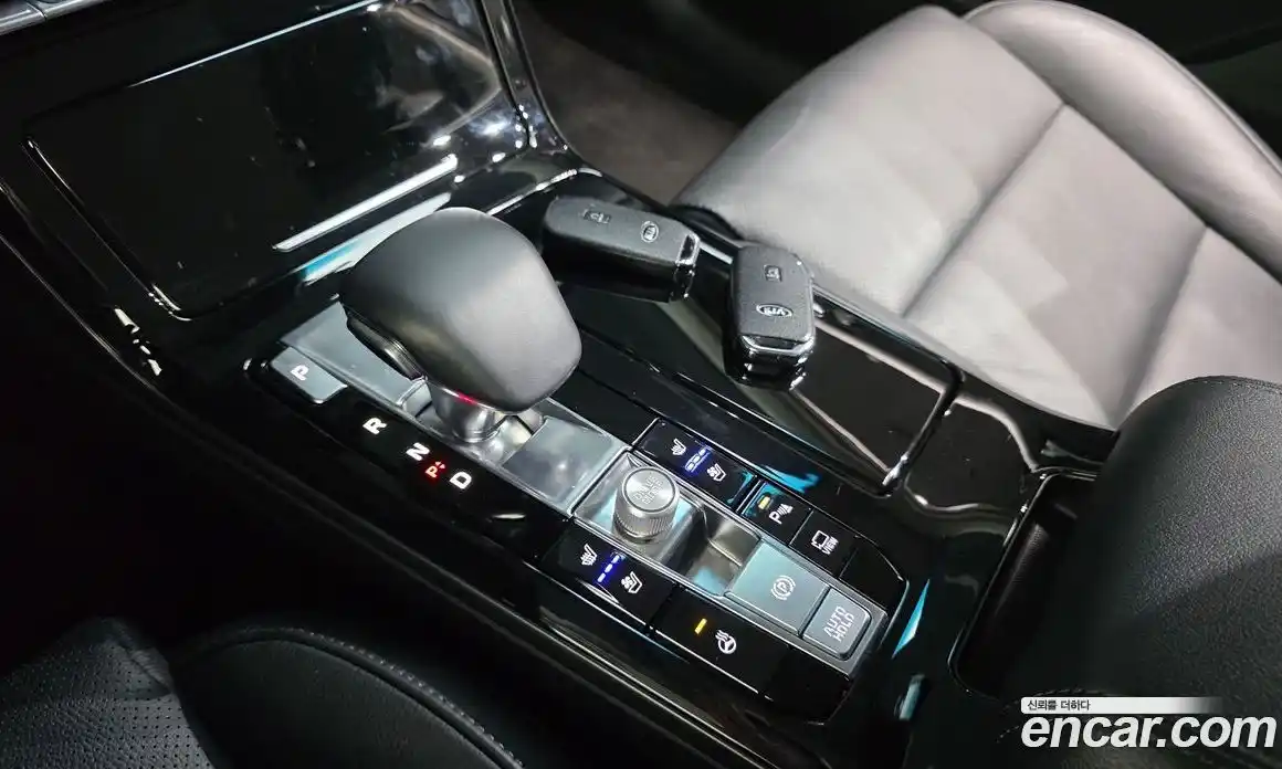 Kia K7 2020 2.5 Автомат в Москве № 522587, фото 9