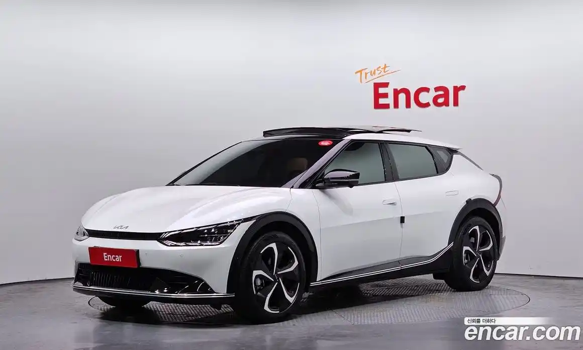 Kia EV6 2023 0.1 Автомат в Москве № 522896, фото 1