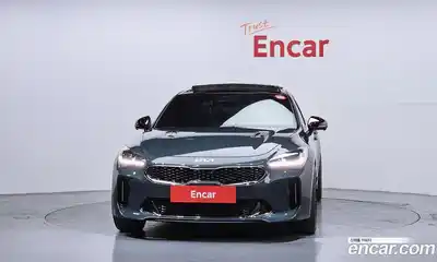 Kia Stinger 2023 3.3 Автомат в Москве № 522901, миниатюра 3