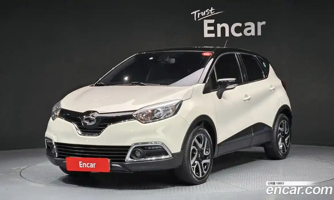 Renault QM3 2015 1.5 Автомат в Москве № 523465, фото 1