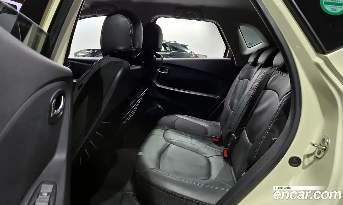 Renault QM3 2015 1.5 Автомат в Москве № 523465, фото 13