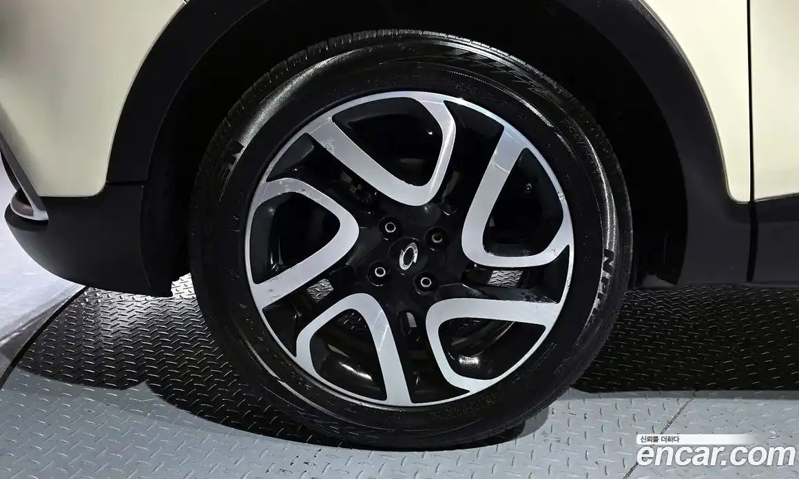 Renault QM3 2015 1.5 Автомат в Москве № 523465, фото 5