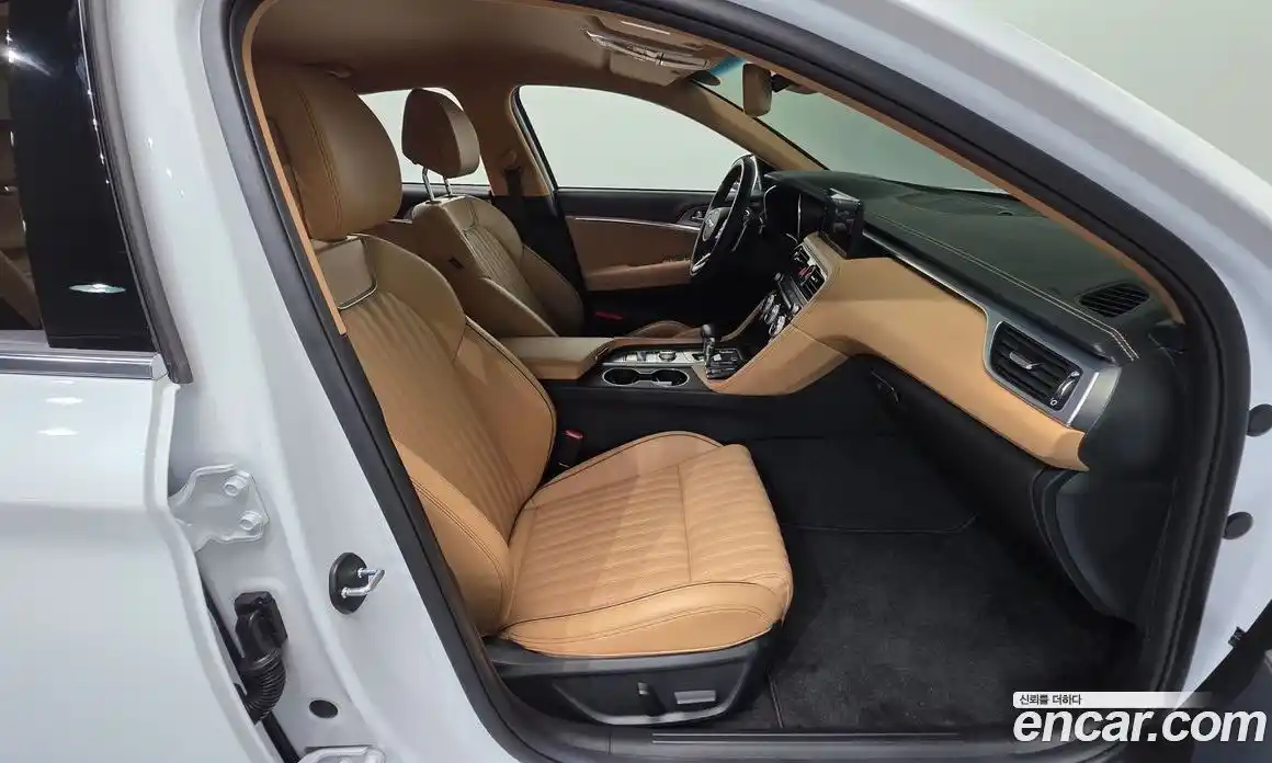 Genesis G70 2023 2.0 Автомат в Москве № 523603, фото 10