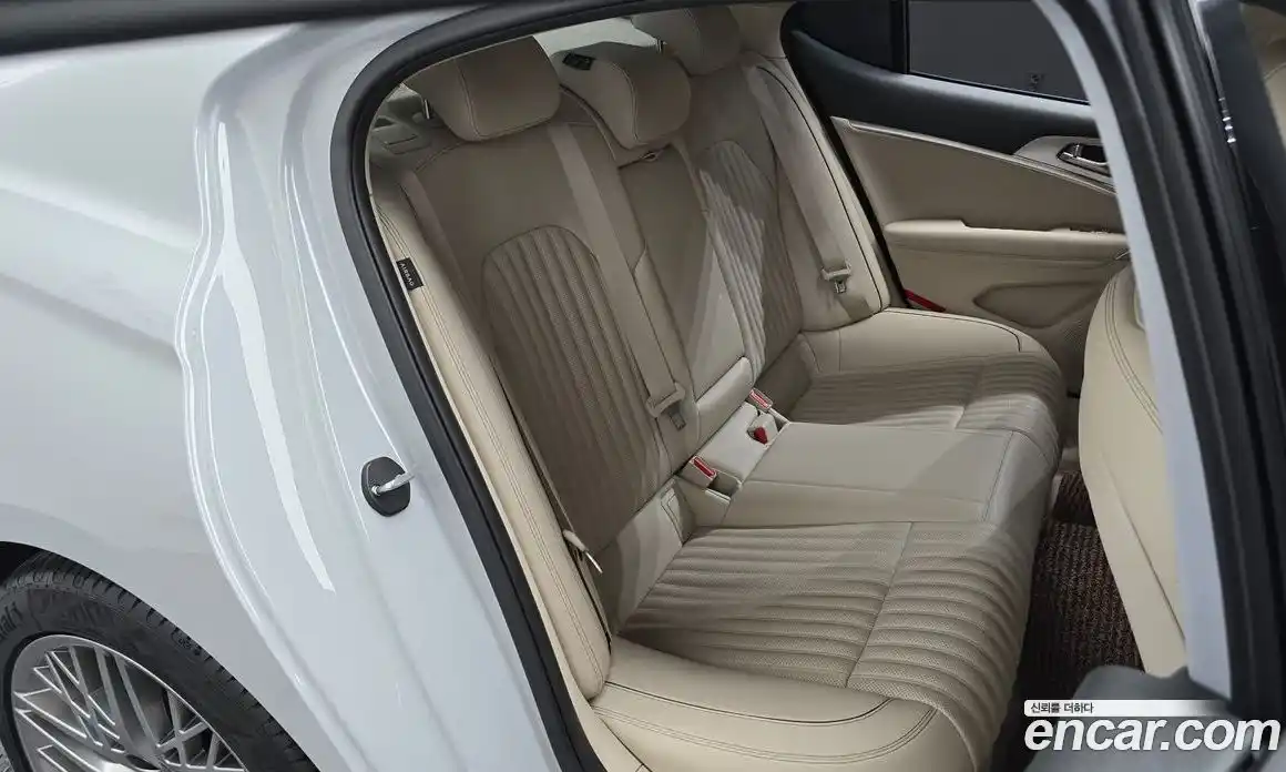 Genesis G70 2022 2.0 Автомат в Москве № 523786, фото 12