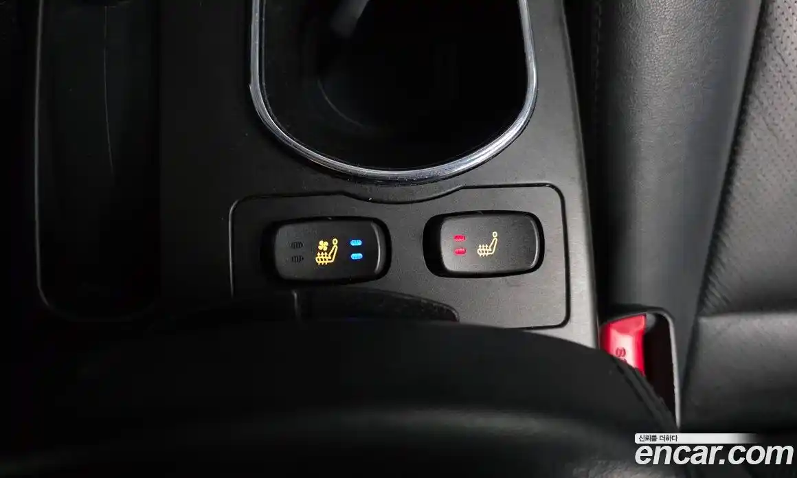 SsangYong Korando 2014 2.0 Автомат в Москве № 526837, фото 17