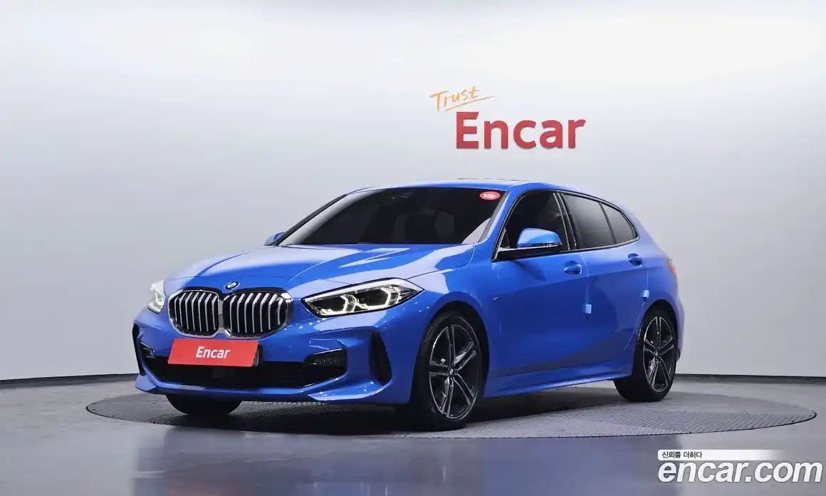 BMW 1-Series 2021 2.0 Автомат в Москве № 527363, фото 1