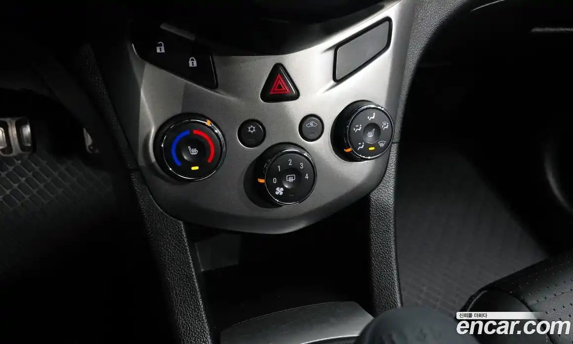 Chevrolet Aveo 2018 1.4 Механическая в Москве № 528590, фото 16