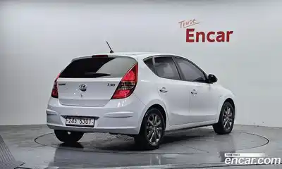 Hyundai i30 2011 1.6 Автомат в Москве № 529968, миниатюра 2