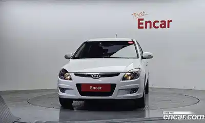 Hyundai i30 2011 1.6 Автомат в Москве № 529968, миниатюра 3