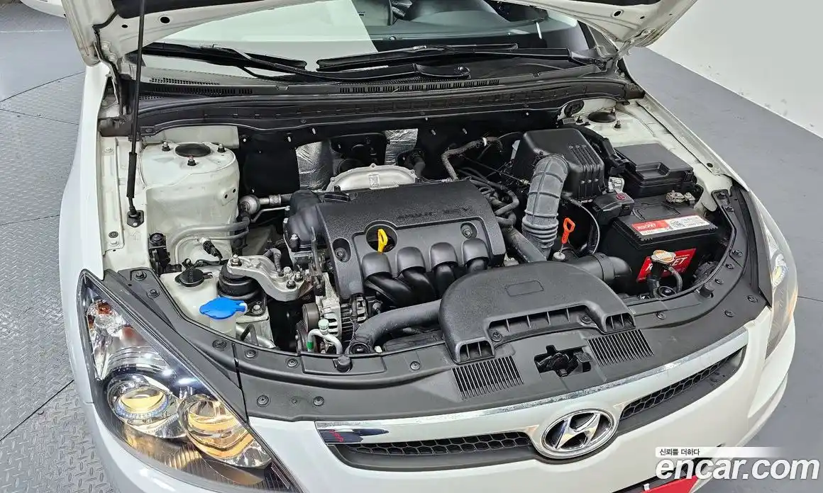 Hyundai i30 2011 1.6 Автомат в Москве № 529968, фото 6