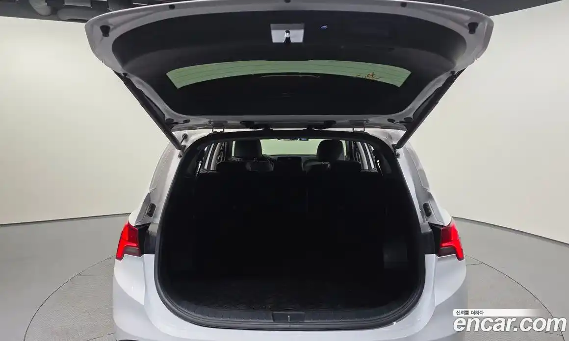 Hyundai Santa Fe 2023 2.2 Автомат в Москве № 531384, фото 20