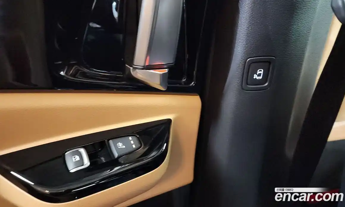 Kia Canival 2023 3.5 Автомат в Москве № 532129, фото 18