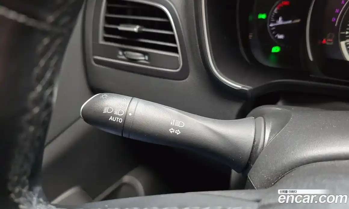 Renault QM6 2023 2.0 Автомат в Москве № 533873, фото 17