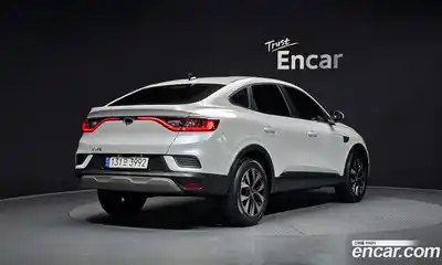 Renault XM3 2023 1.6 Автомат в Москве № 533931, миниатюра 2