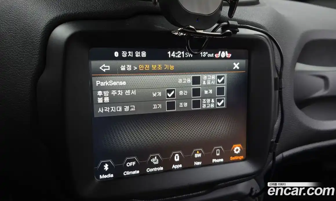 Jeep Renegade 2019 2.4 Автомат в Москве № 534768, фото 16