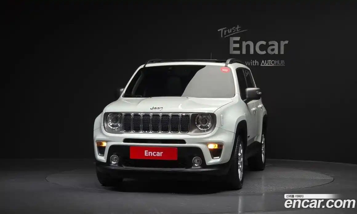 Jeep Renegade 2019 2.4 Автомат в Москве № 534768, фото 3