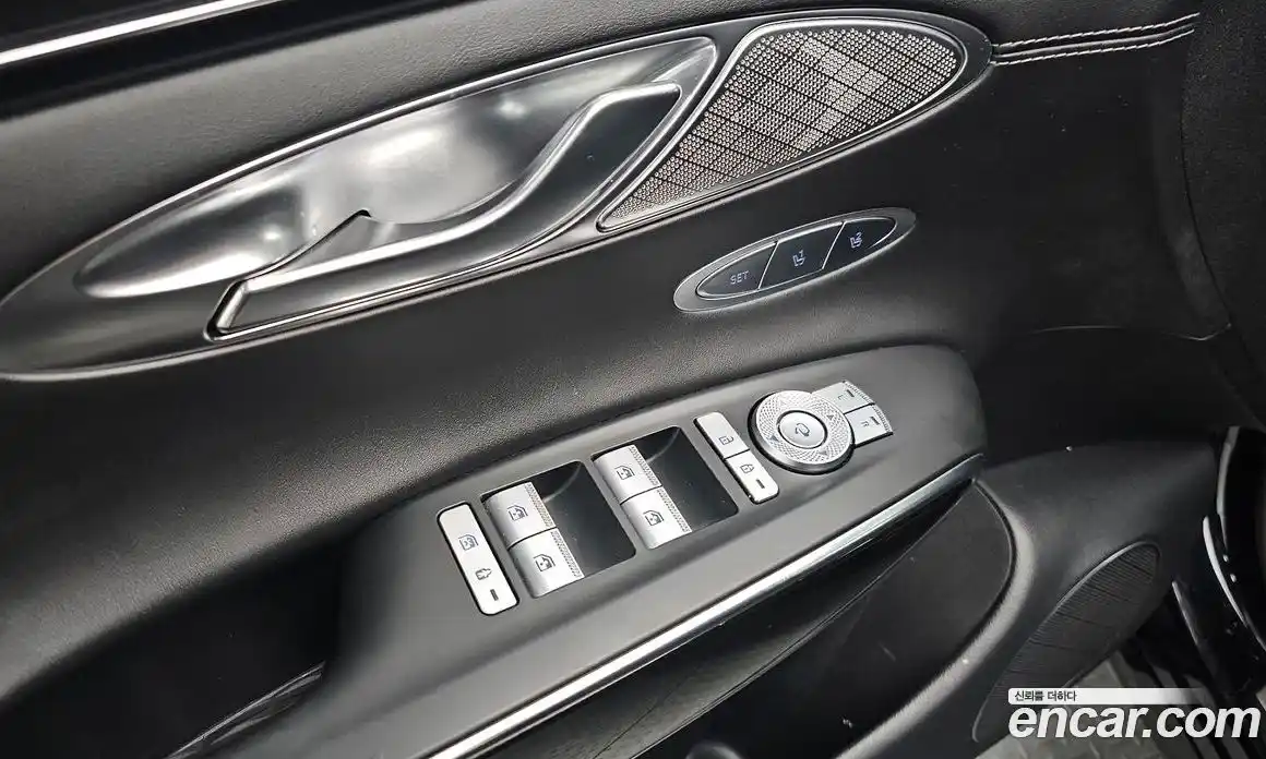 Genesis GV70 2021 2.2 Автомат в Москве № 536734, фото 17