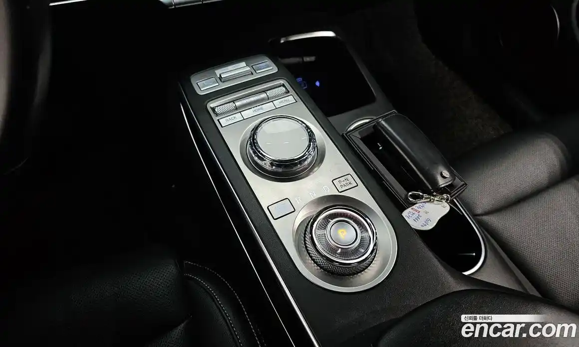 Genesis GV70 2021 2.2 Автомат в Москве № 536734, фото 9