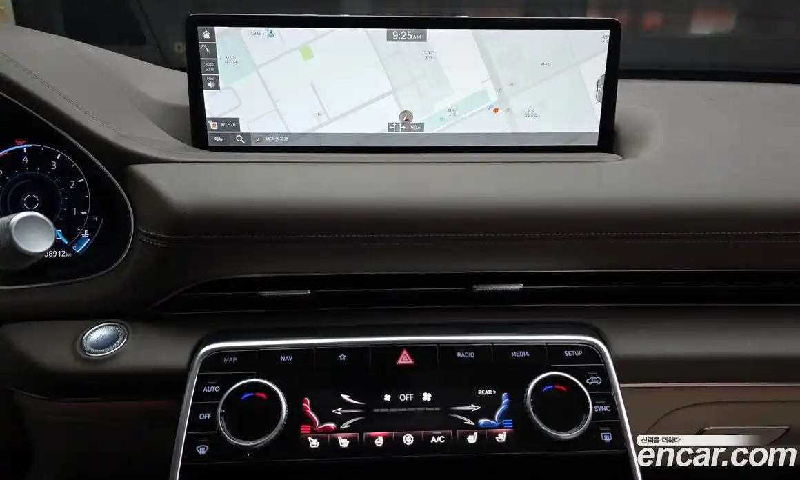 Genesis GV80 2021 3.0 Автомат в Москве № 537278, фото 14