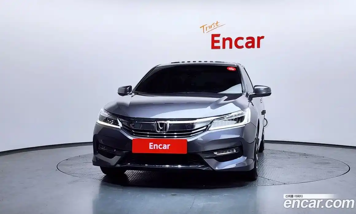 Honda Accord 2016 2.4 Автомат в Москве № 538333, фото 3