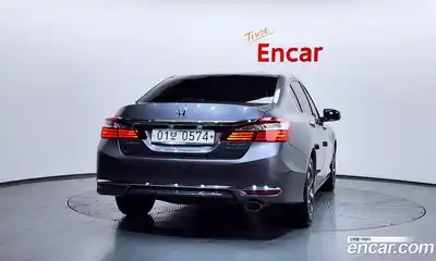 Honda Accord 2016 2.4 Автомат в Москве № 538333, миниатюра 4