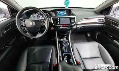 Honda Accord 2016 2.4 Автомат в Москве № 538333, миниатюра 7
