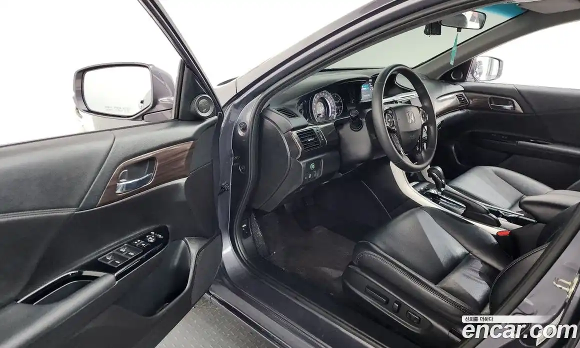 Honda Accord 2016 2.4 Автомат в Москве № 538333, фото 10