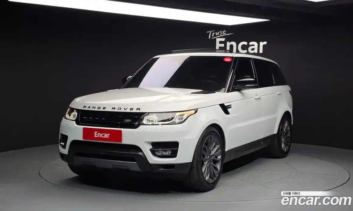 Land Rover Range-Rover Sport 2017 3.0 Автомат в Москве № 538995, фото 1