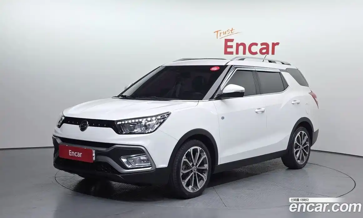 SsangYong TIBOLI 2017 1.6 Автомат в Москве № 539128, фото 1